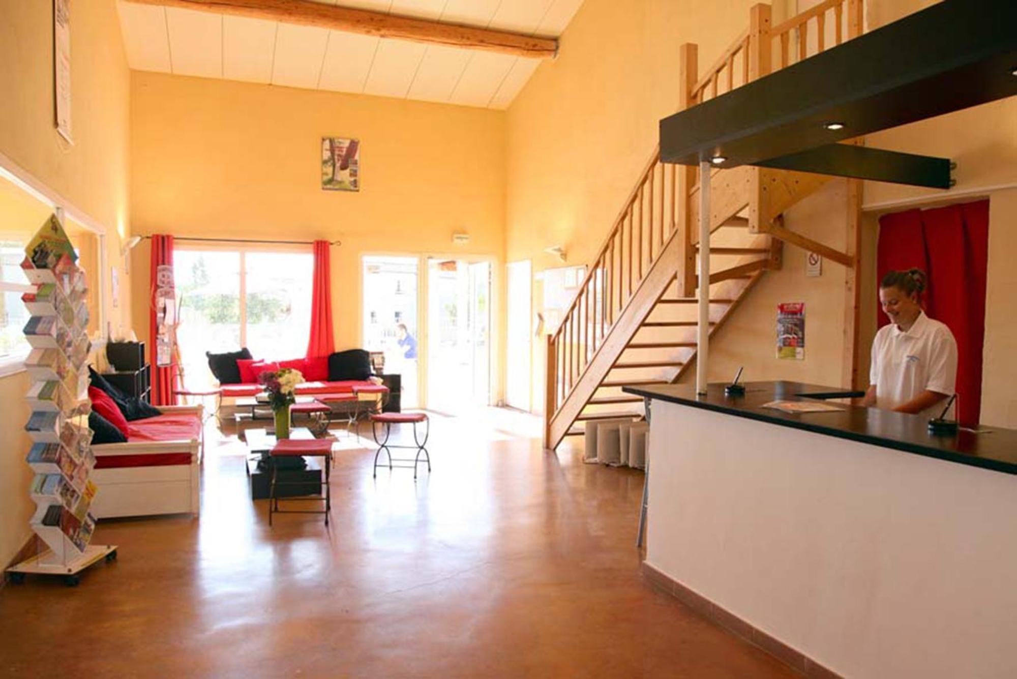 Residence Nemea Les Portes Des Cevennes Sauve Exterior photo
