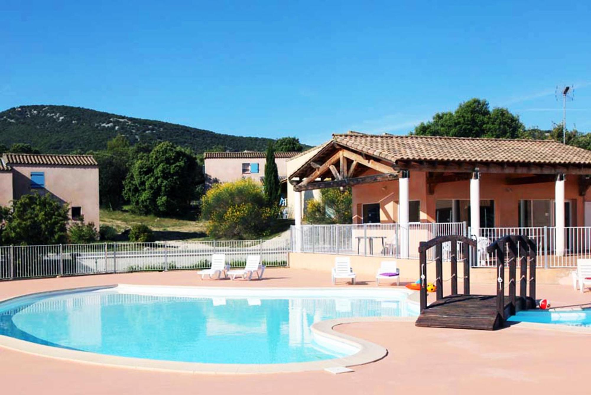 Residence Nemea Les Portes Des Cevennes Sauve Exterior photo
